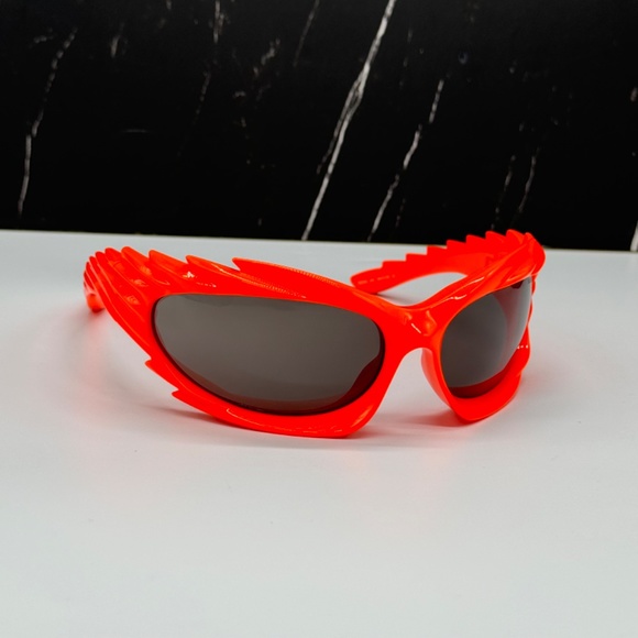 NEW BB0255S 005 BALENCIAGA ORANGE OVAL WOMEN BALENCIAGA SUNGLASSES - Picture 4 of 10